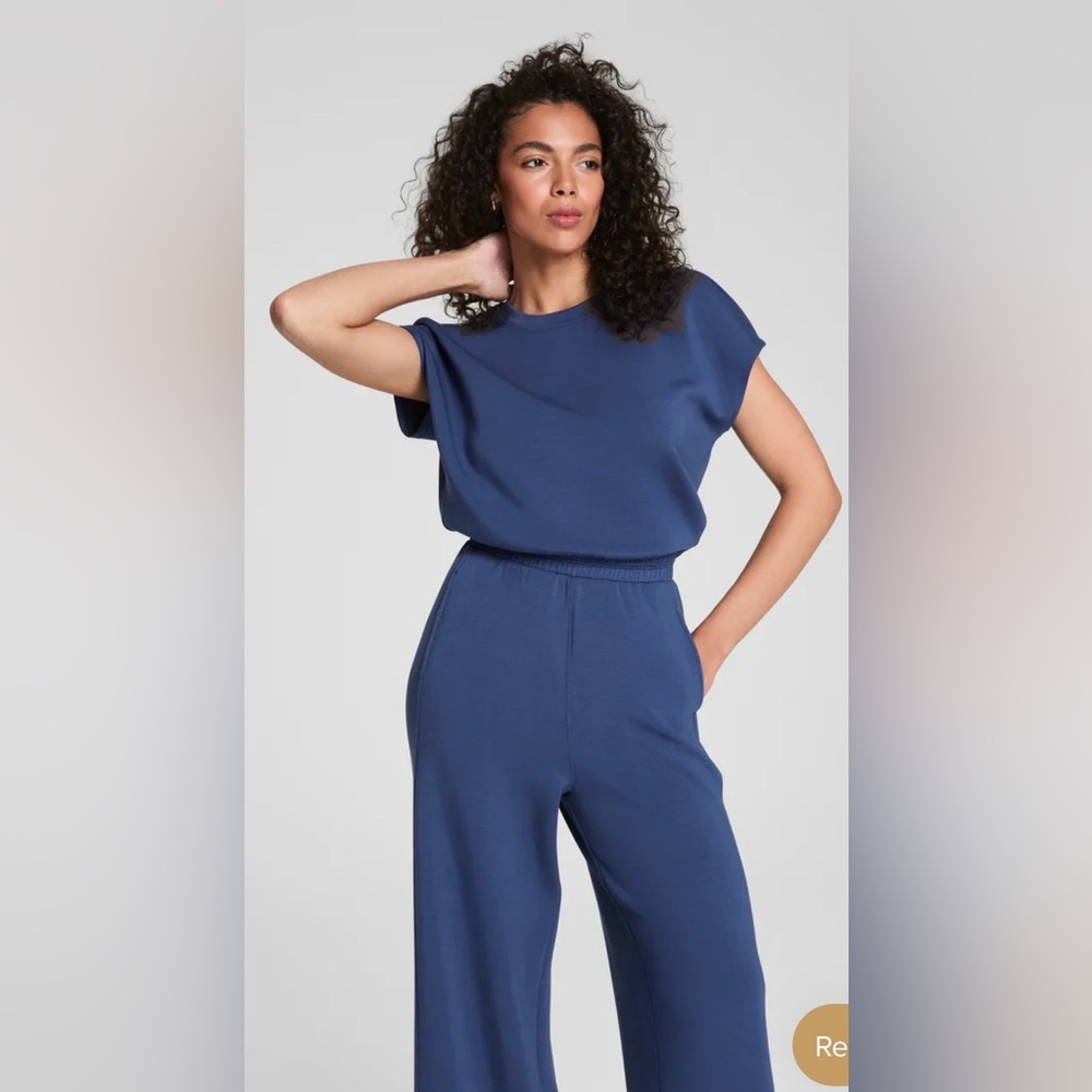 NWT SPANX AirEssentials Cap Sleeve Cinched Jumpsuit Faded Indigo XSP - Picture 2 of 8